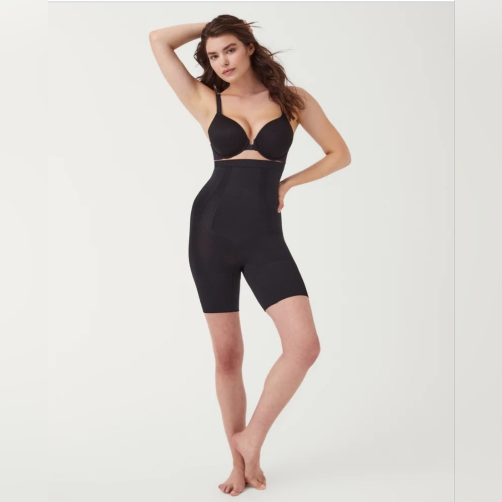 NWT SPANX ONCORE SCULPTING HIGH WAISTED SHORT XL
